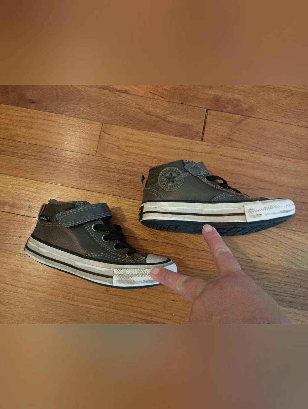 Converse kids high